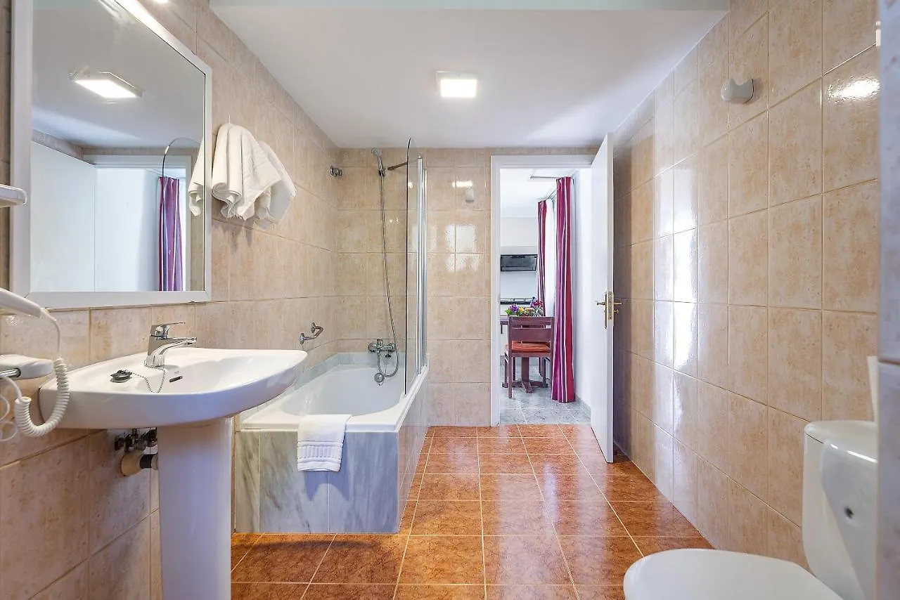 Apartamentos Cala Murada Tennis 0*, Cala Murada (Mallorca)