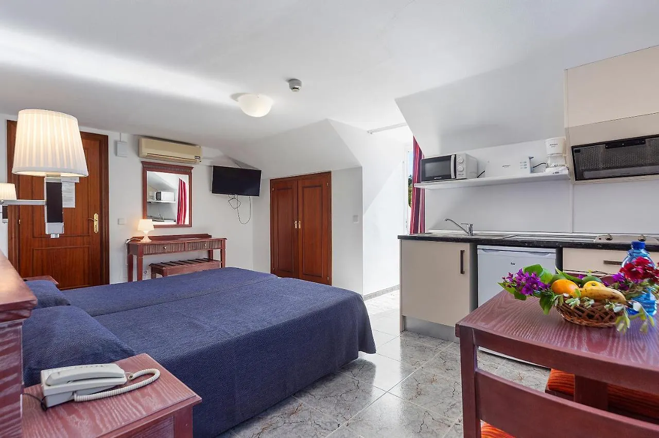 Apartamentos Cala Murada Tennis 0*, Cala Murada (Mallorca)